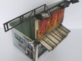 35cm x 27cm x H 33cm